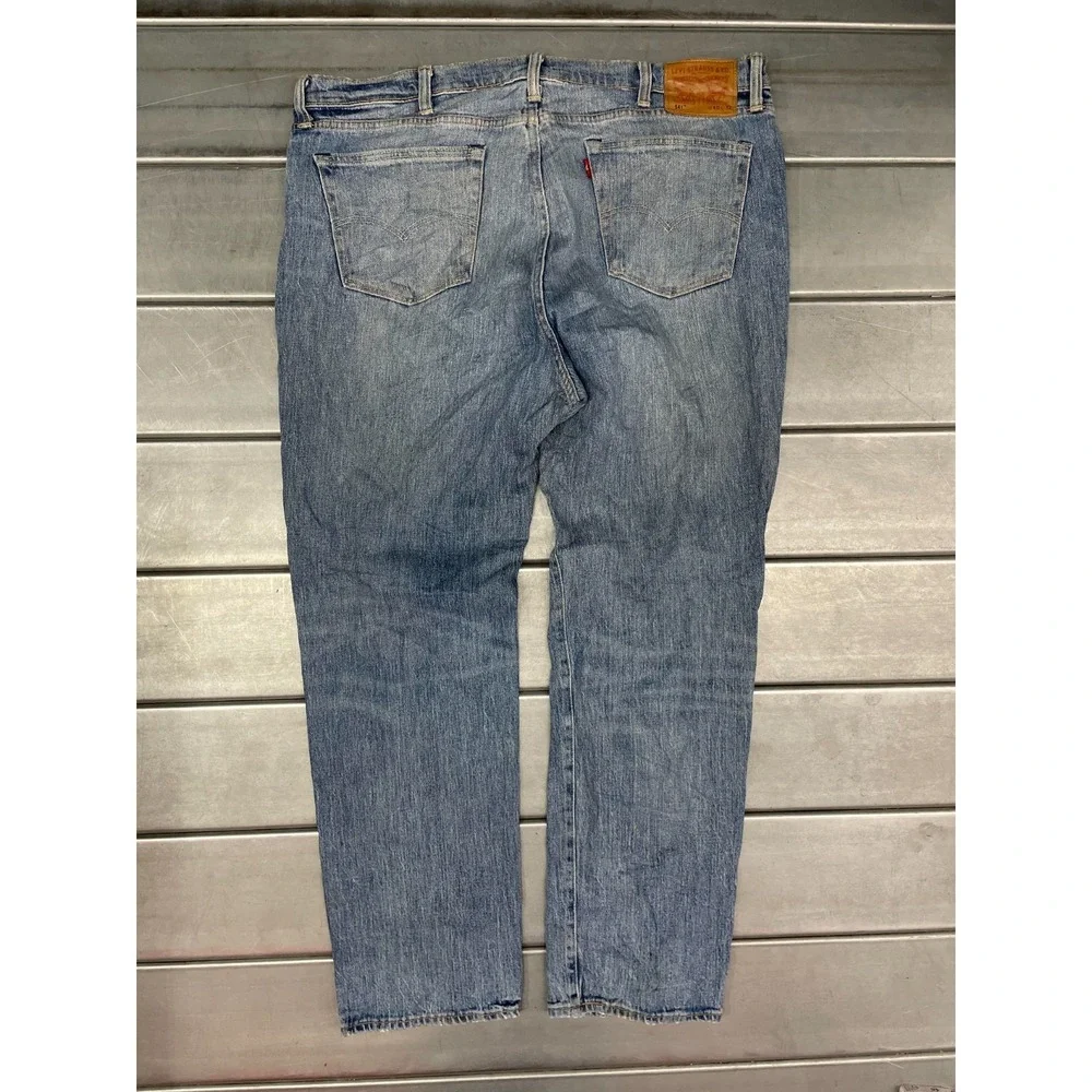 Levis 541 White Oak Denim Jeans Mens 40x32 Blue Light Medium Wash Denim Athletic